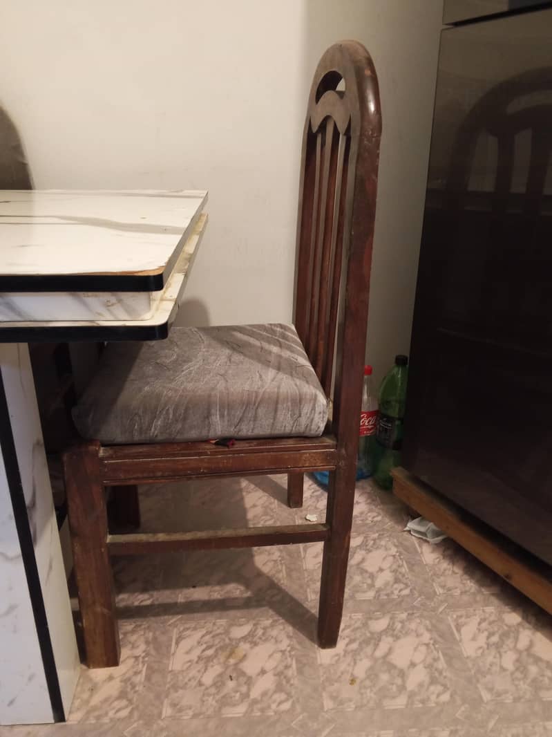 Dining table 3