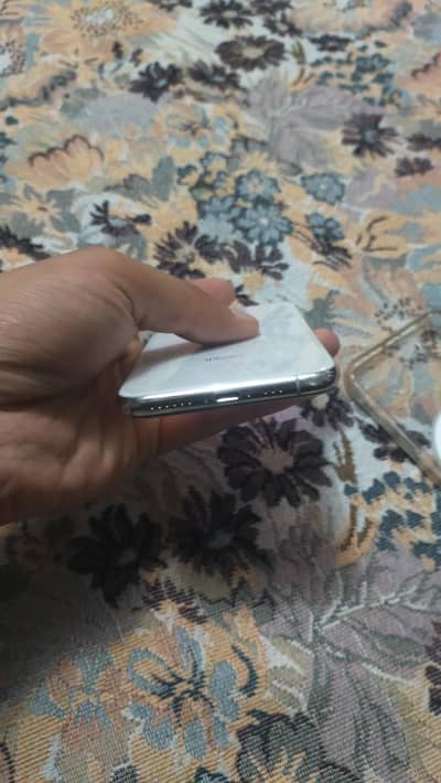 Apple iPhone XS