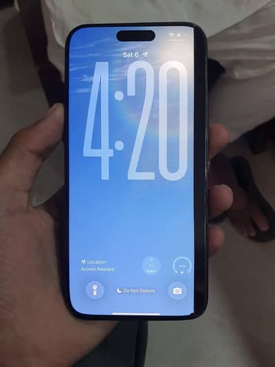 Apple iPhone 15 Pro Max side line 256 gb