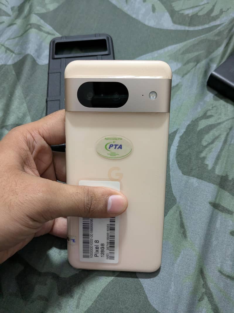 Google Pixel 8 2