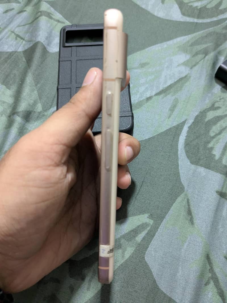 Google Pixel 8 5