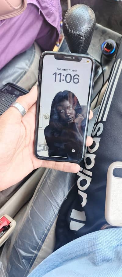 Apple iPhone XR