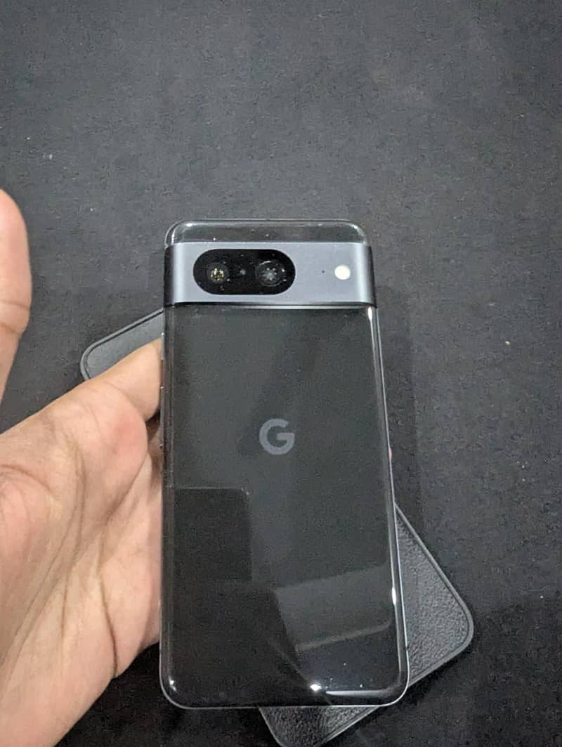 Google Pixel 8 3