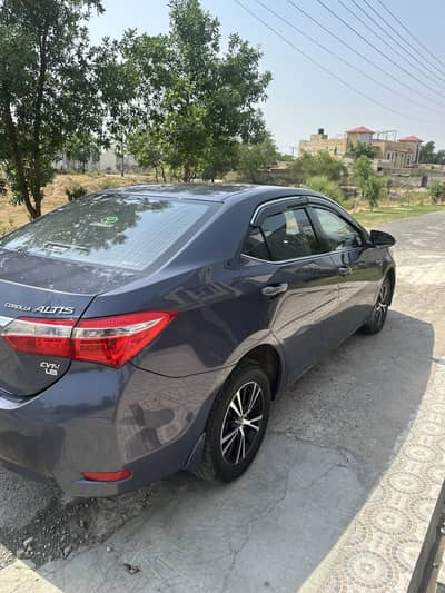Toyota Corolla Altis Cvti 1.8 2015