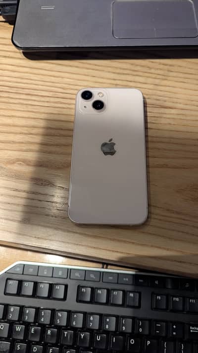 Apple iPhone 13