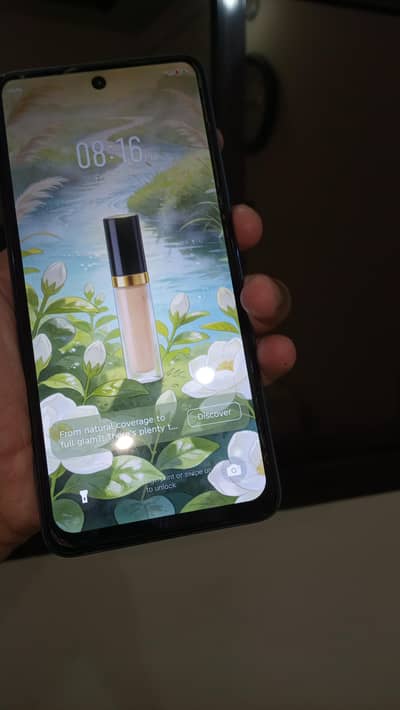 Infinix hot40i ha 256 gb with box and charger Whatsapp number 03212115