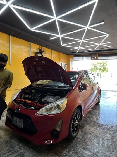 Toyota Aqua 2015