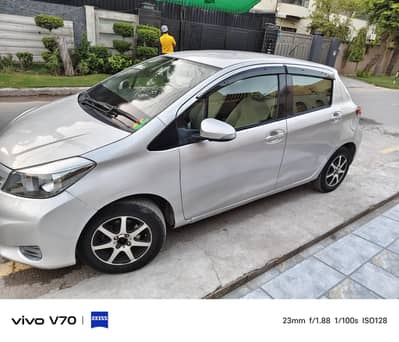 Toyota Vitz 2011