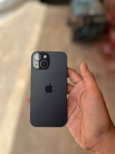 Apple iPhone 15
