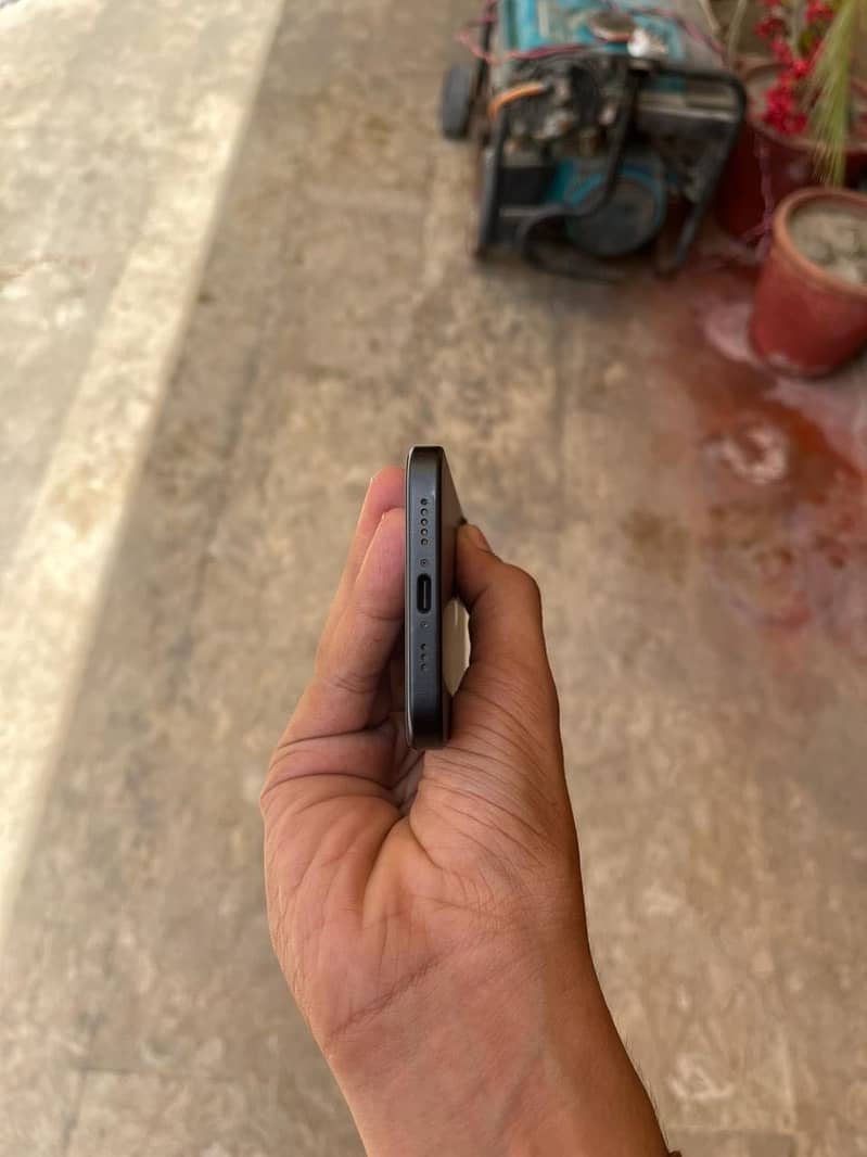 Apple iPhone 15 1