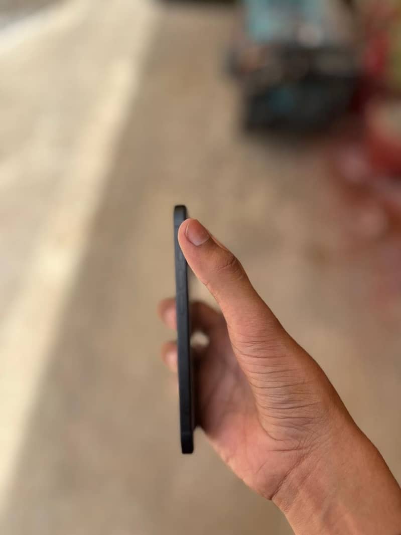 Apple iPhone 15 2