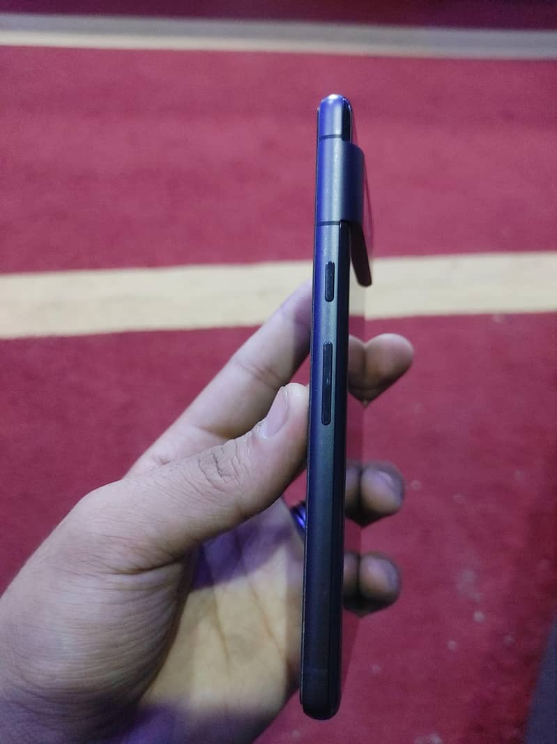 Google Pixel 7 4