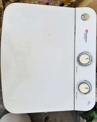 Dawlance washing machine (dw 6100)