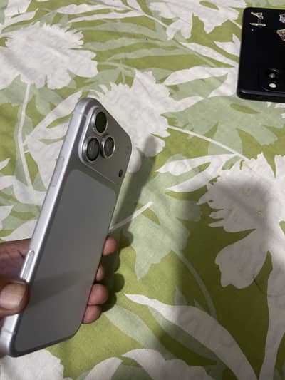 iPhone 17 pro max