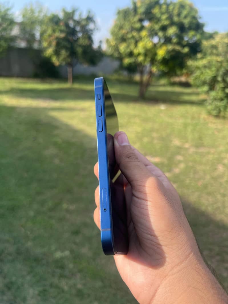 Iphone 12 2