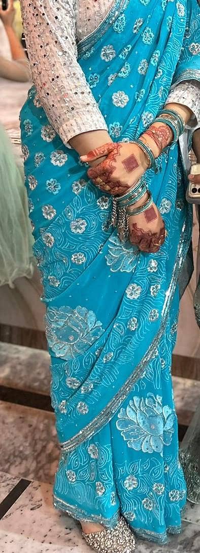 saree 0