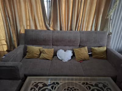 sofa price with table =55000 and without table 35000