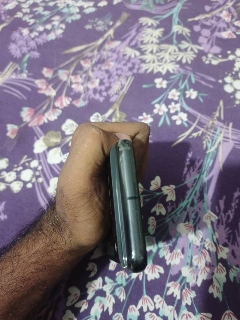 Google Pixel 8 5