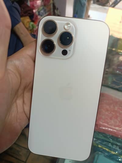 Apple iPhone 16 Pro Max
