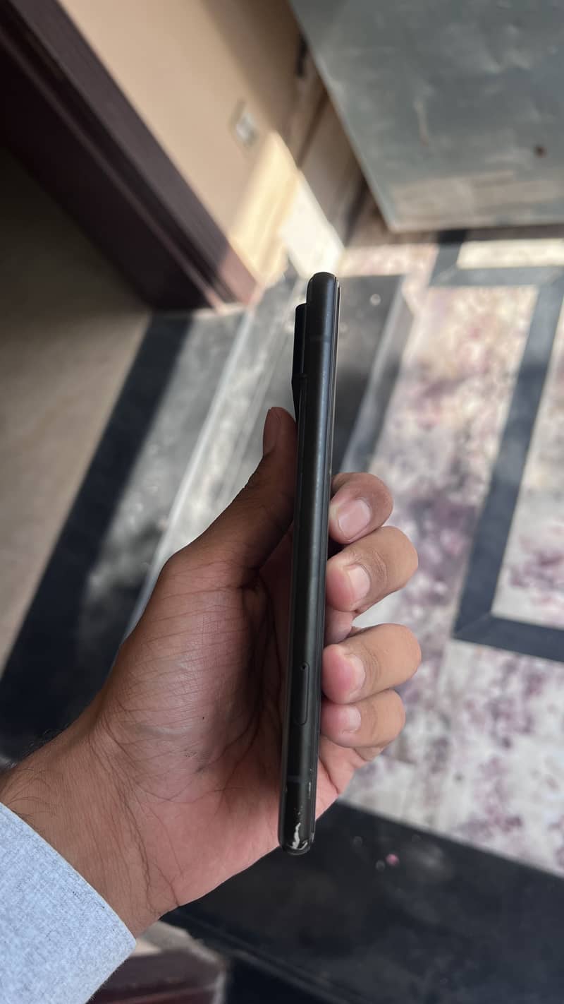 Google Pixel 6 4