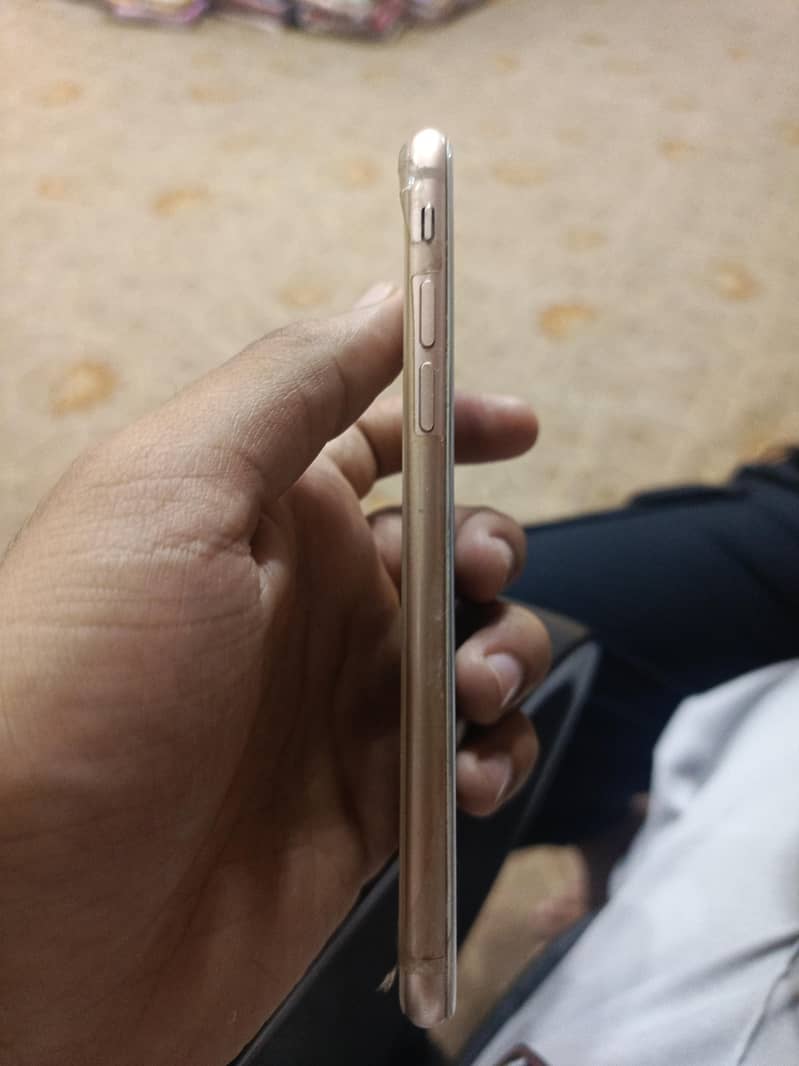 Apple iPhone 8 2