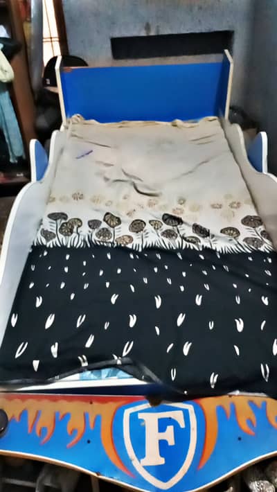 2 single car bed