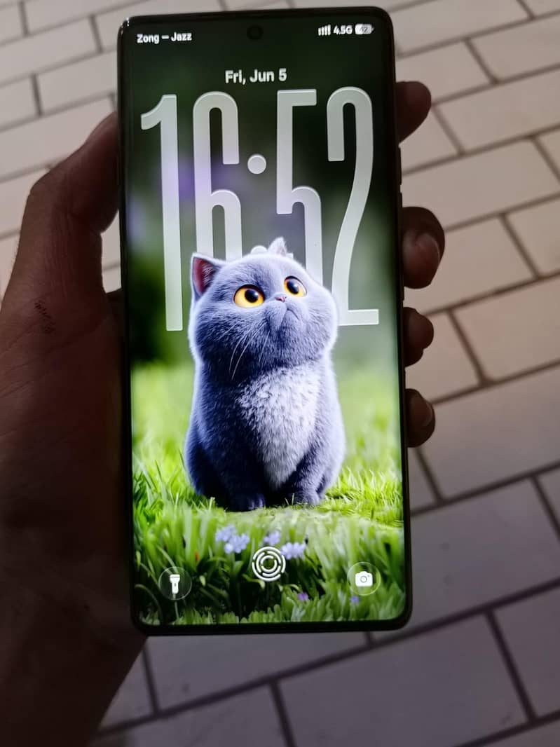 Tecno CAMON 40 Pro 3