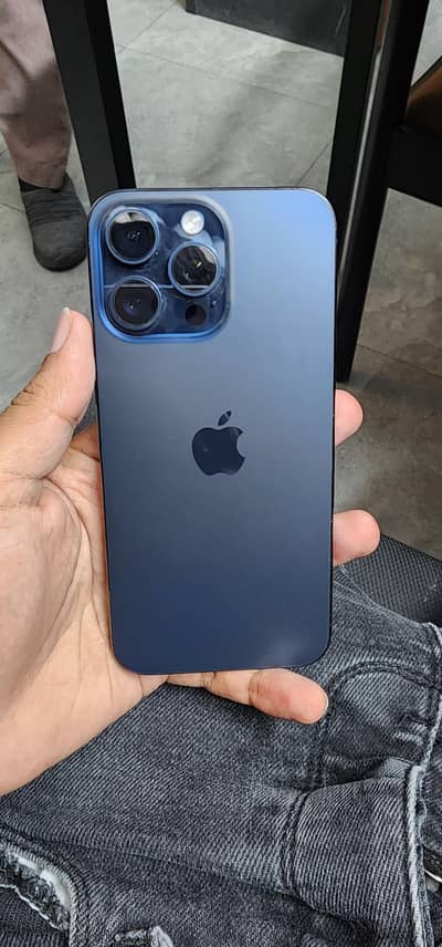 Apple iPhone 15 Pro Max