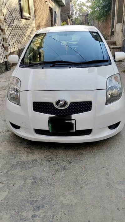 Toyota Vitz 2005