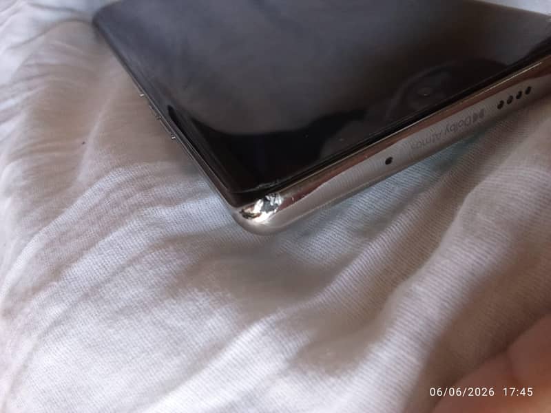Tecno CAMON 40 Pro 3