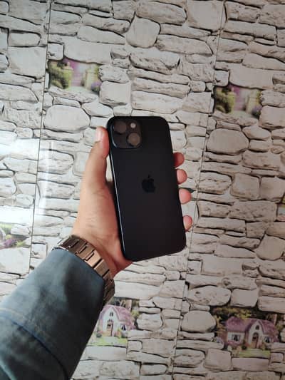 Apple iPhone 15