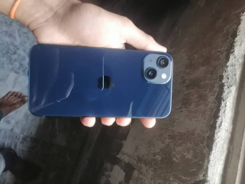 Apple iPhone 13 5