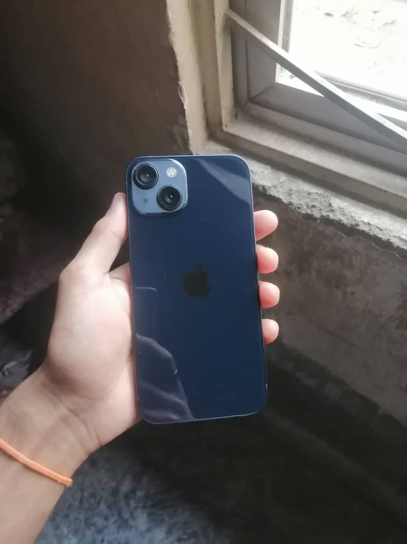 Apple iPhone 13 8