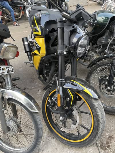 Superstar 200cc used brand new condition for sale