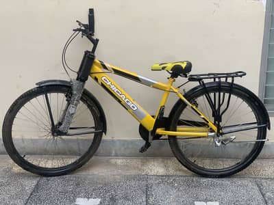 Chicago bicycle yellow colour brand new smooth ride