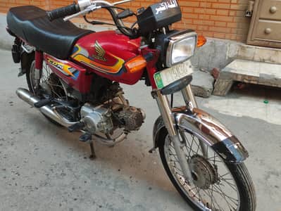 Honda CD 70 2009 model