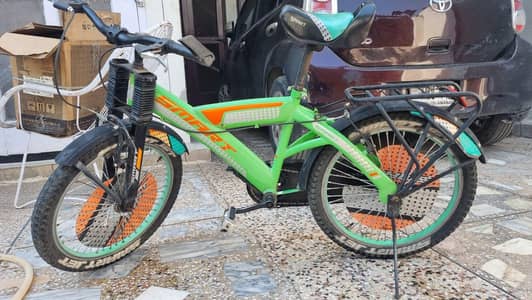 imported cycle size 20 (urgent need to be sale in 5 days) with lock