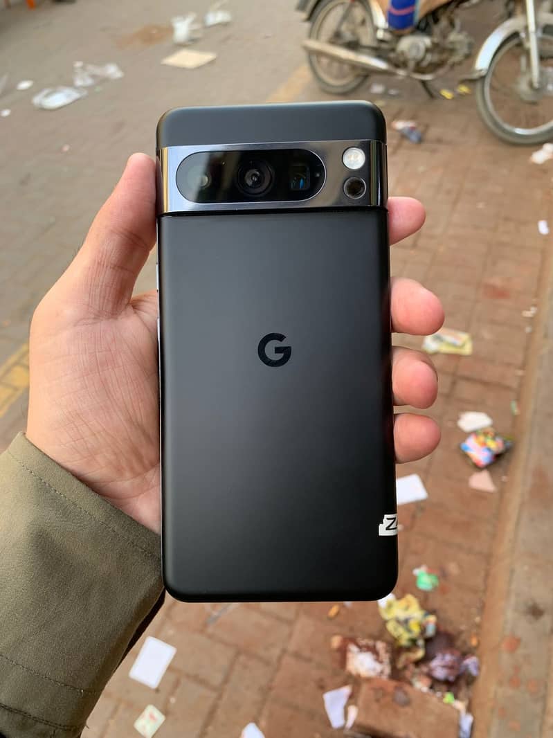 Google pixel 8 pro 0