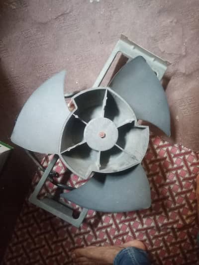 OK hai 2 ton k AC ki hai 4500