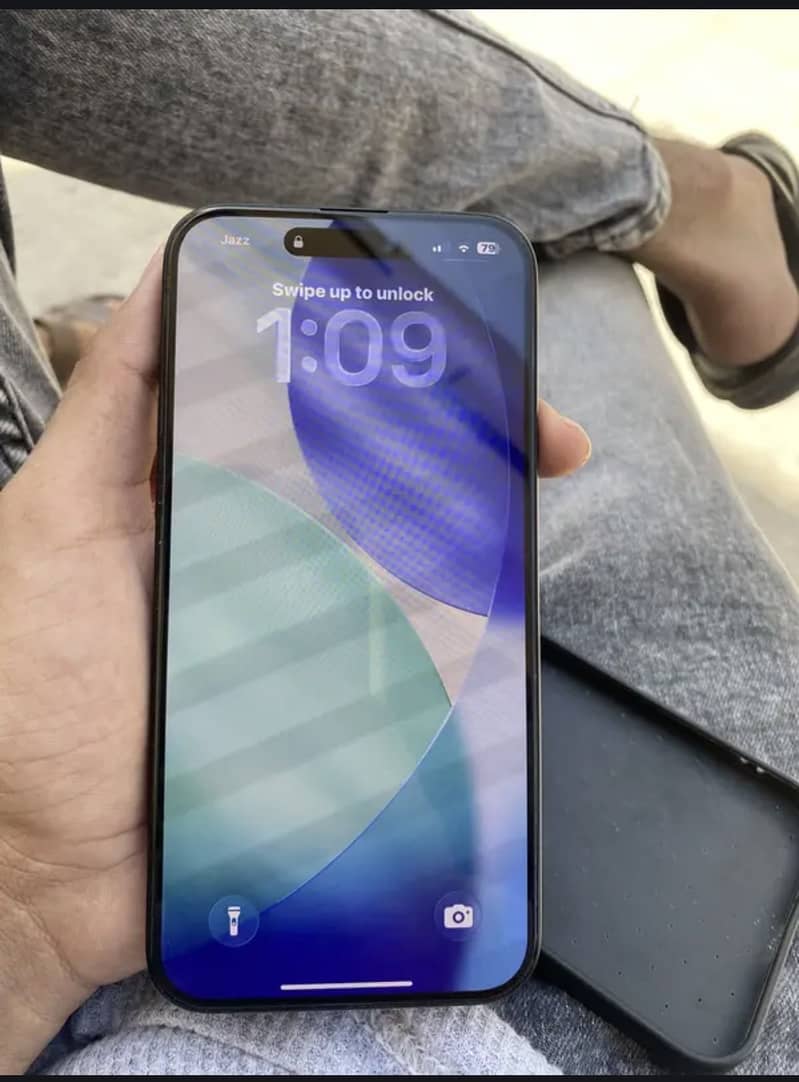 Apple iPhone 15 plus 0