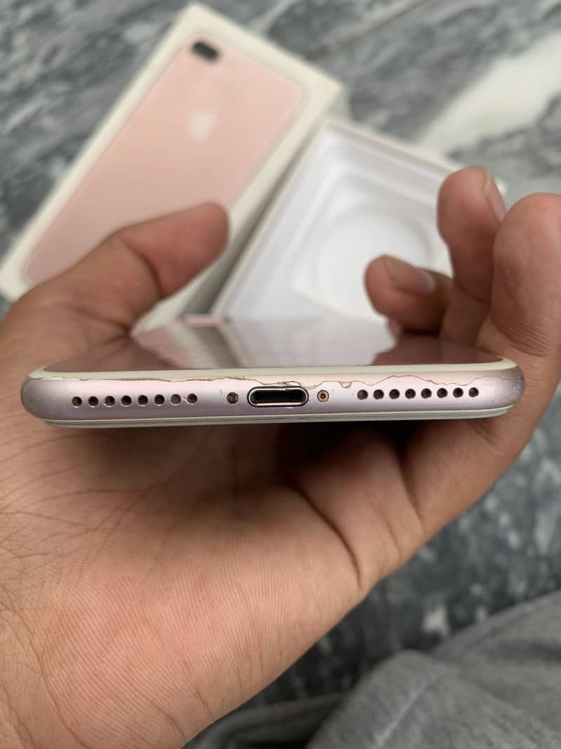Apple iPhone 7 Plus 128 gb 2