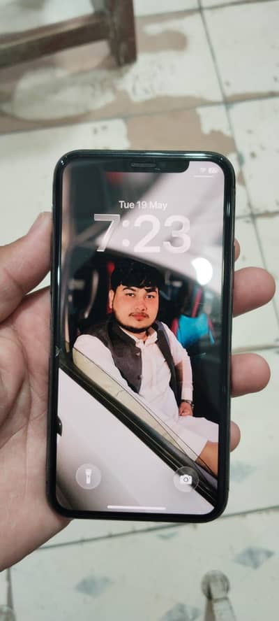 Excellent Condition Mobile for Sale