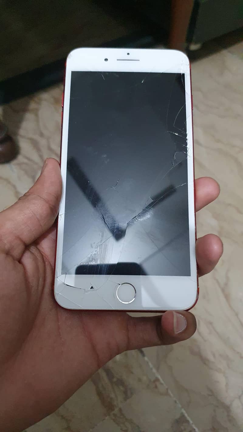 Apple iPhone 7 Plus 0