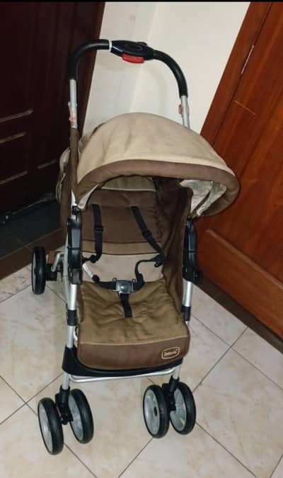 Comfortable Baby Carry pram and Car Seat