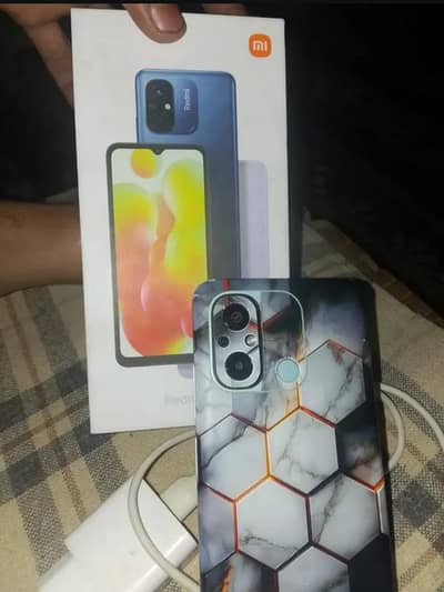 Xiaomi Redmi 12C.   4 64 condition 10by10 Full charge