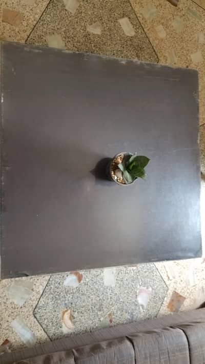 Central table for lounge
