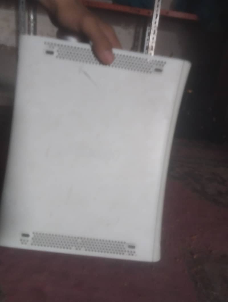 Price 0