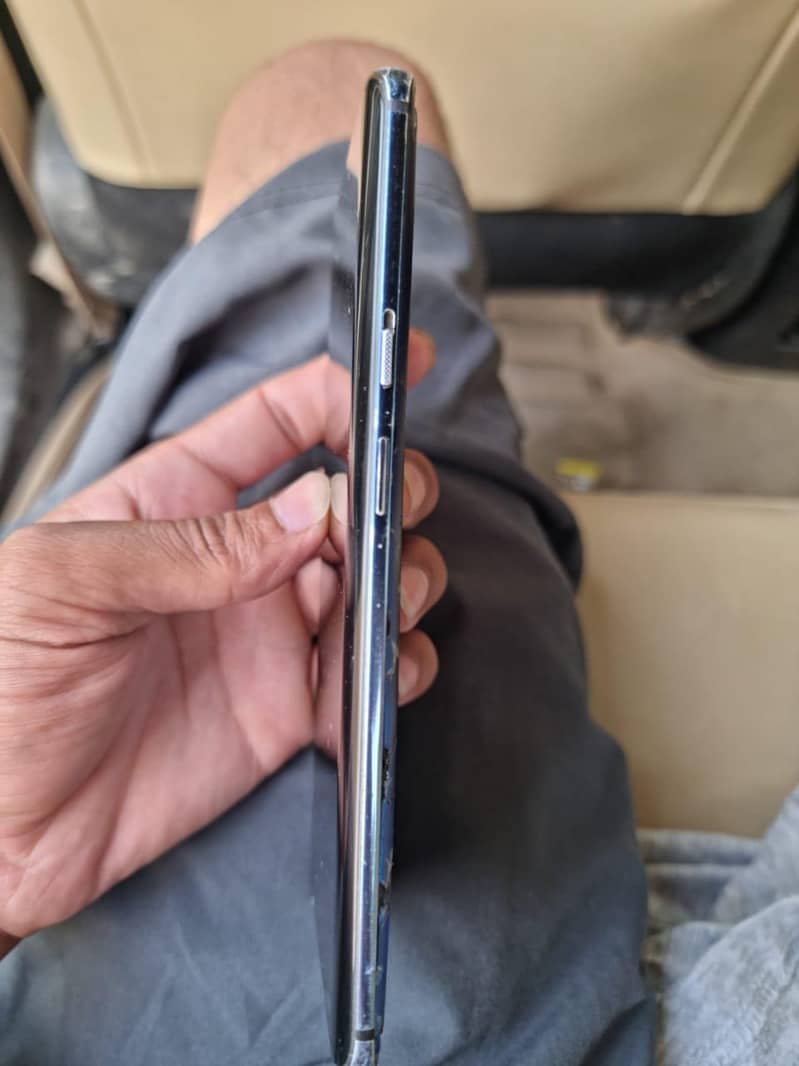 One Plus 7 Pro 3