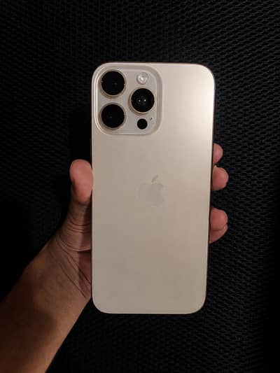 Apple iPhone 16 Pro Max