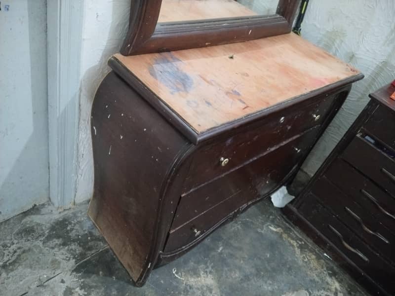 Dressing Table 2